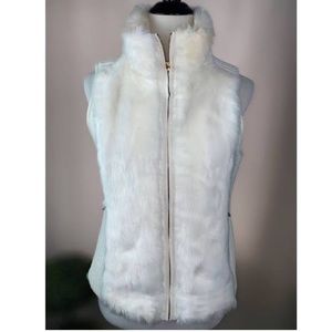 Ci Sono Faux Fur White Vest